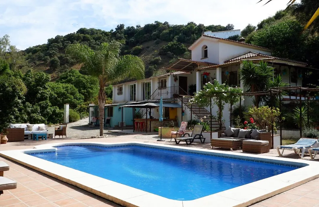 Vegan Guesthouse Finca Pereila-1